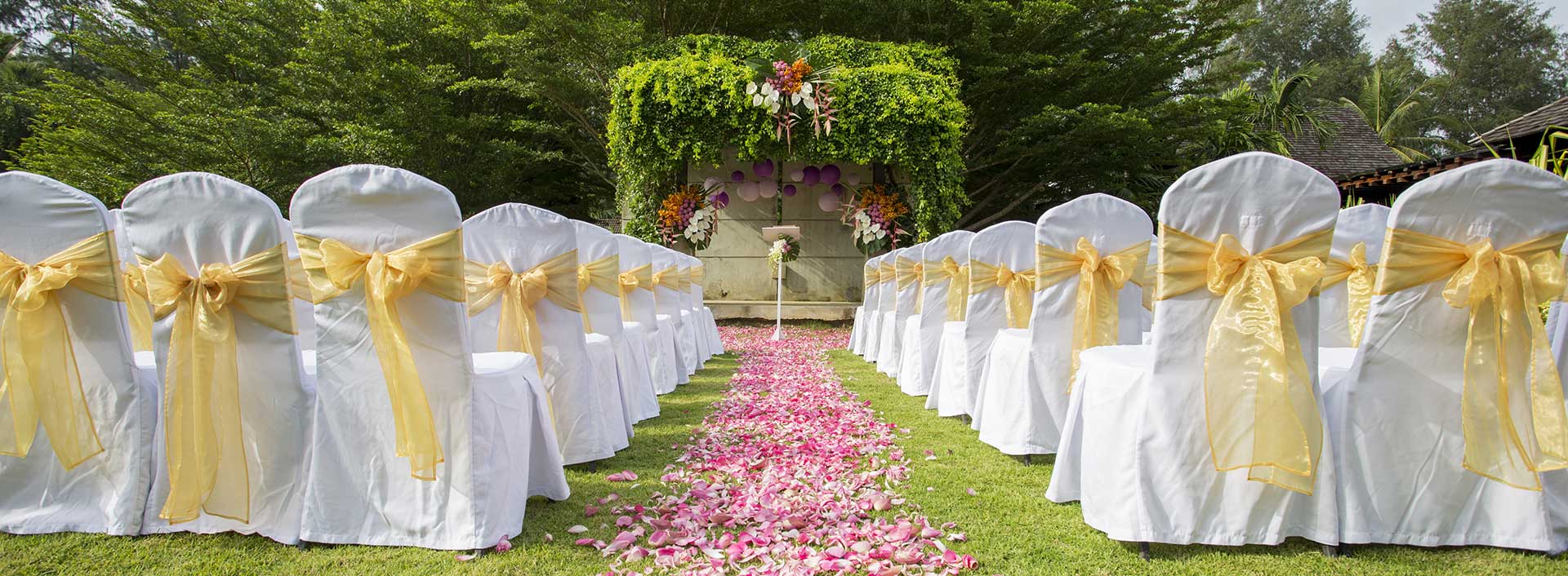 Rent Restroom Trailers for Weddings in East Texas